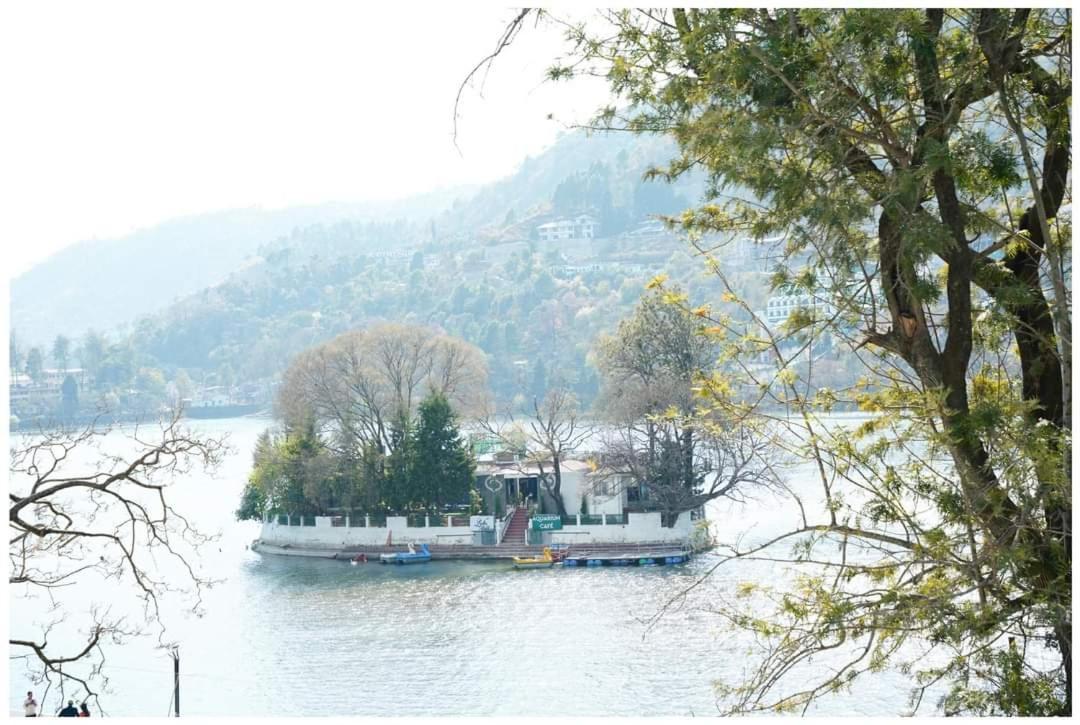 The Periwinkle Homestay Bhīm Tāl Екстериор снимка