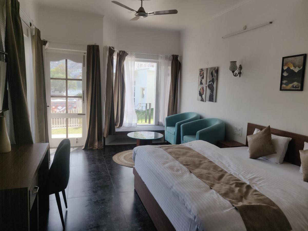 The Periwinkle Homestay Bhīm Tāl Екстериор снимка