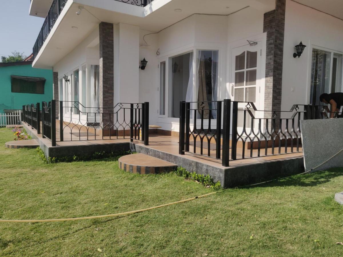 The Periwinkle Homestay Bhīm Tāl Екстериор снимка