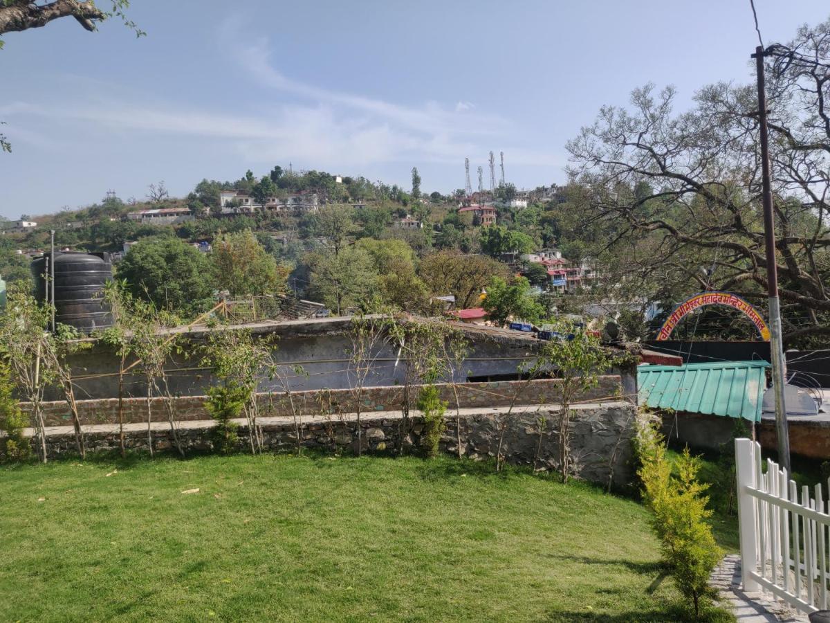 The Periwinkle Homestay Bhīm Tāl Екстериор снимка