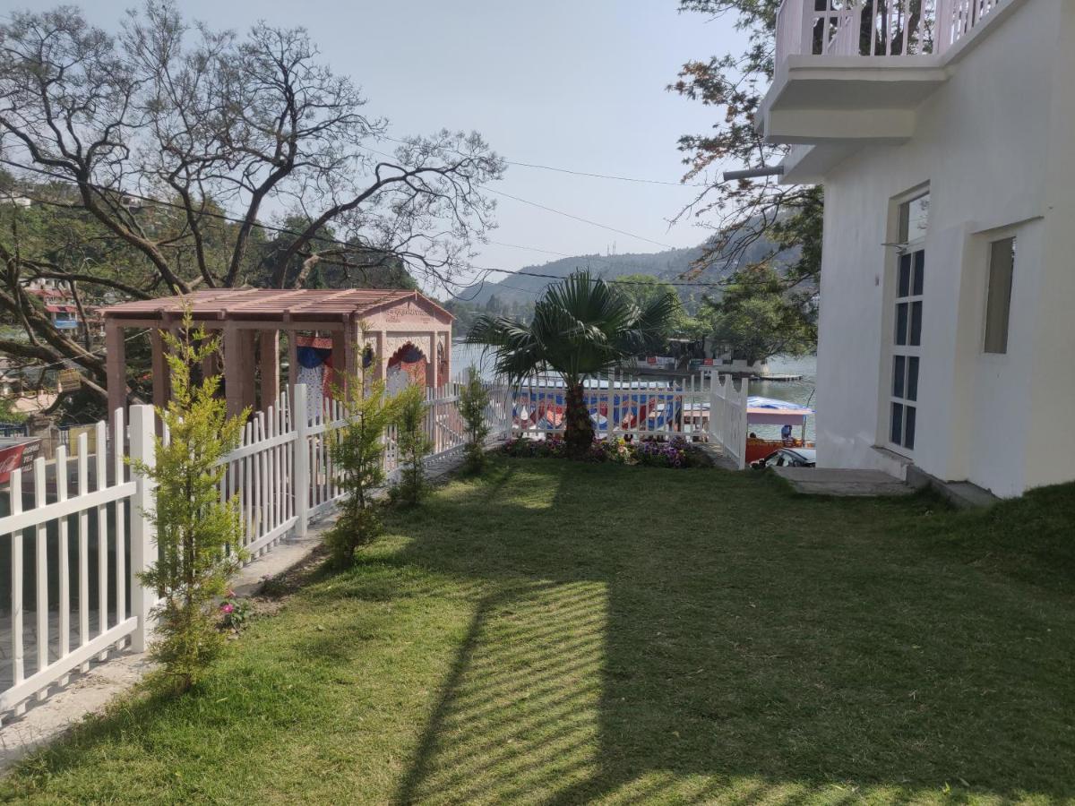 The Periwinkle Homestay Bhīm Tāl Екстериор снимка