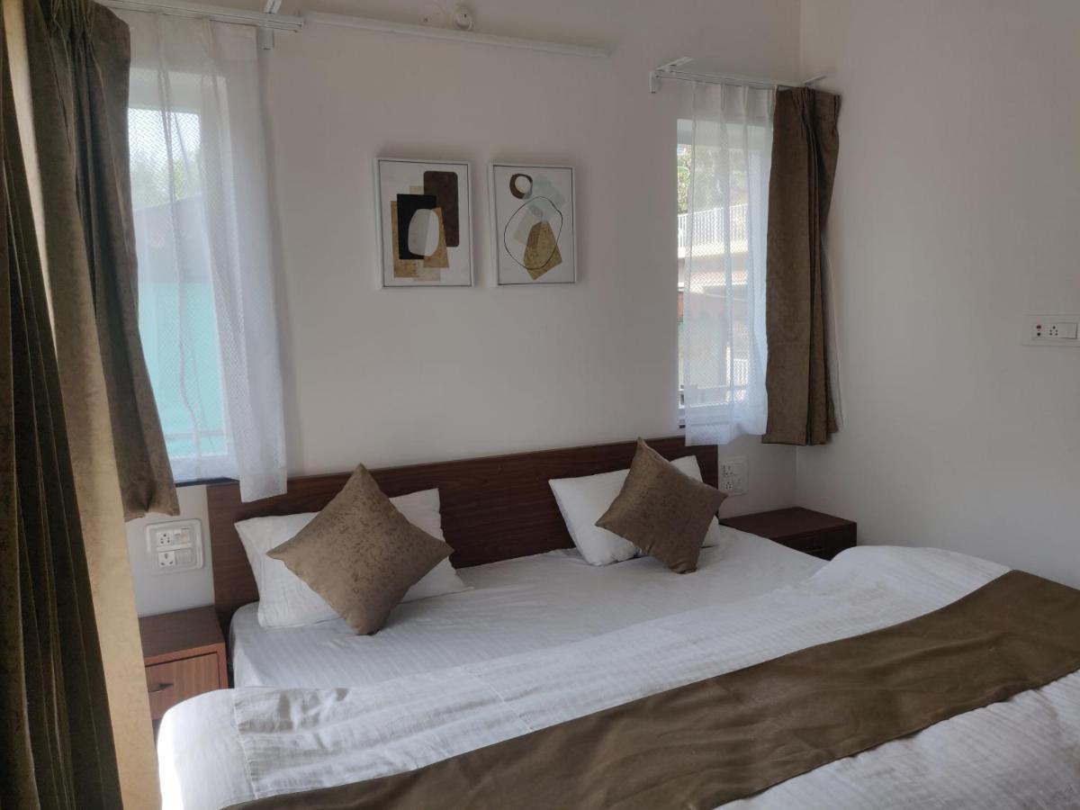 The Periwinkle Homestay Bhīm Tāl Екстериор снимка