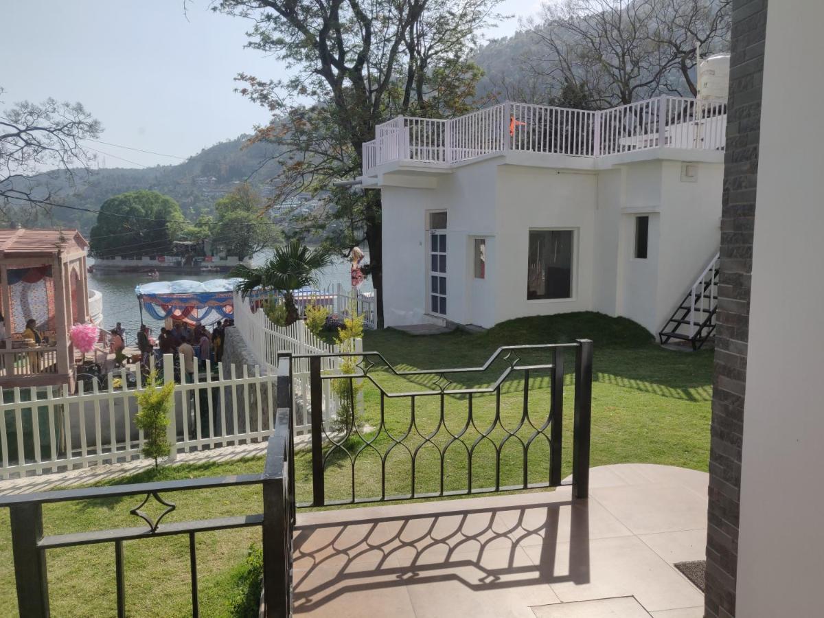 The Periwinkle Homestay Bhīm Tāl Екстериор снимка