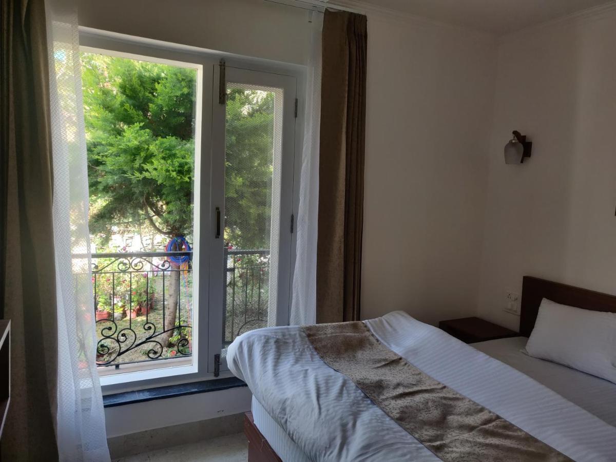The Periwinkle Homestay Bhīm Tāl Екстериор снимка